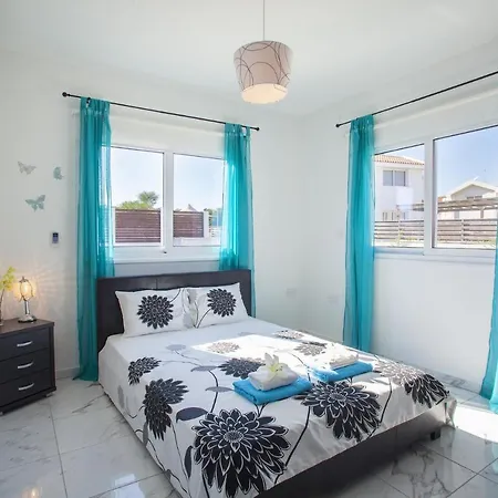 5 Star With Private Pool, 1482 * Protaras