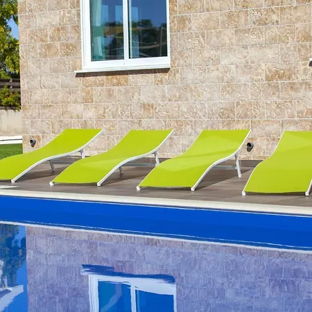 5 Star With Private Pool, 1482 *